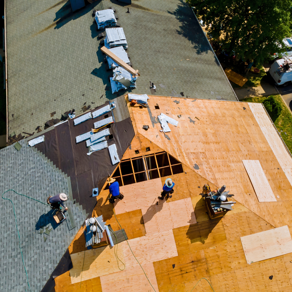 ROOF REPACEMENT Louisville Kentucky: Roofing services, roofing installation, roofing repair, gutter systems, downspouts, siding solutions.